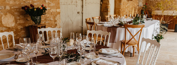 Location de vaisselle élégante pour dîners et cocktails  